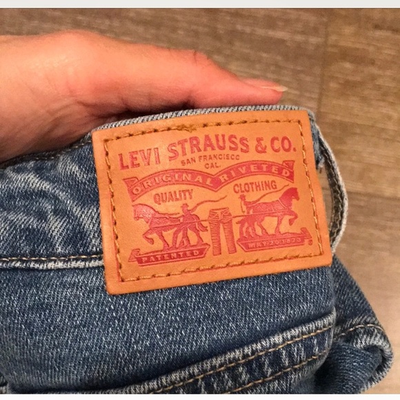 Levi’s 721 High Rise Jeans - Picture 4 of 6